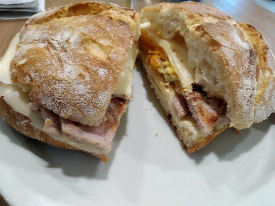 A RAS DE RAS cafe&mas