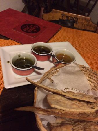 Santos de Casa Pizzaria & Bistrô