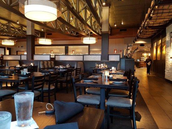 Cooper's Hawk Winery & Restaurants