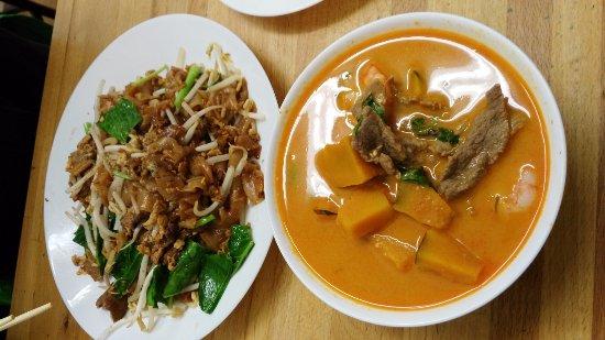 Talad Thai