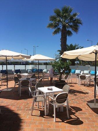 Nora Velha Cafe