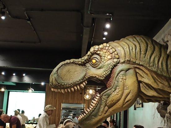 Jurassic Pizza