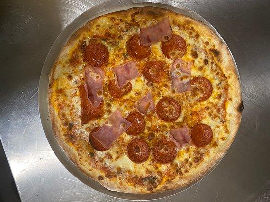 Champion Pizza