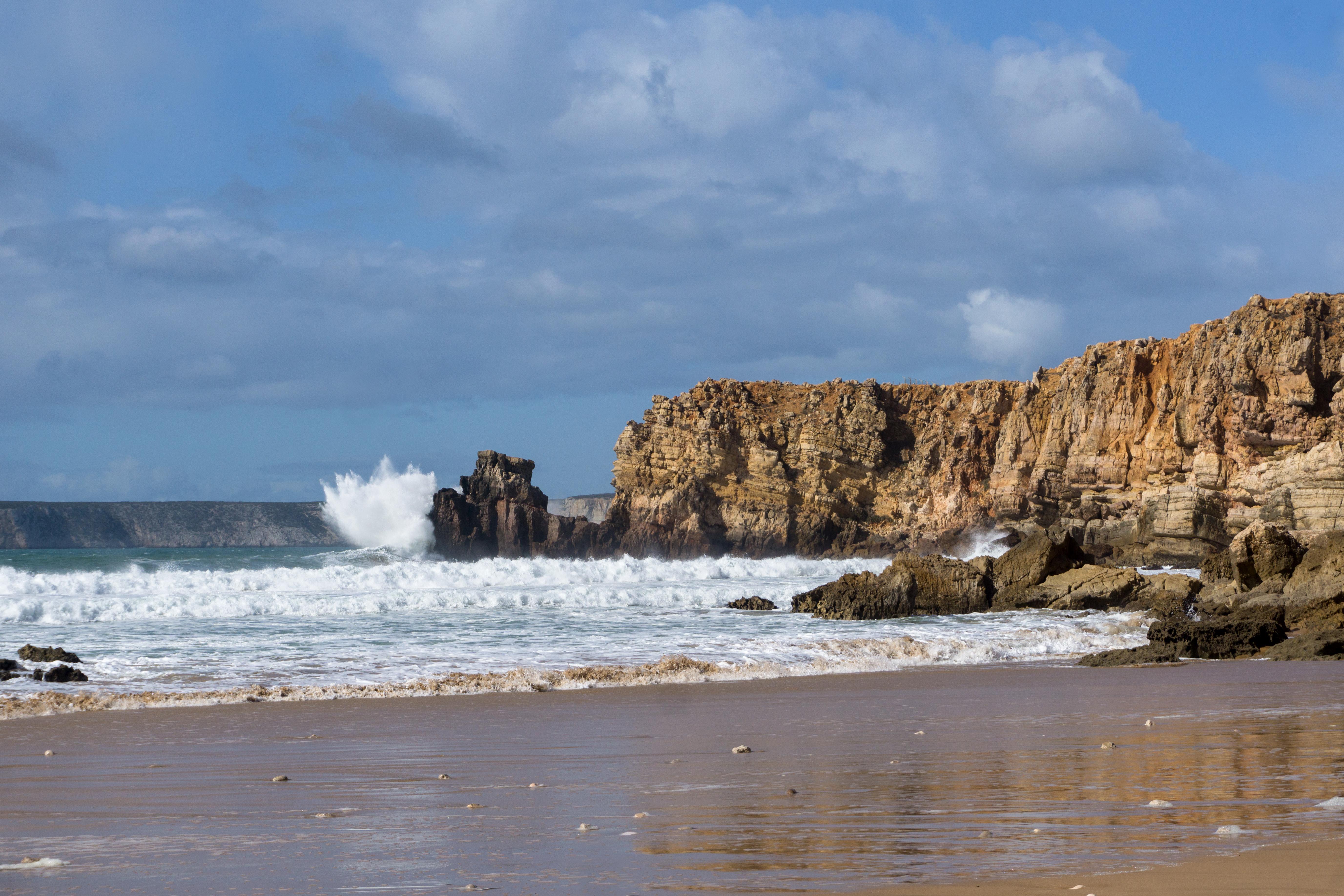 Praia do Tonel