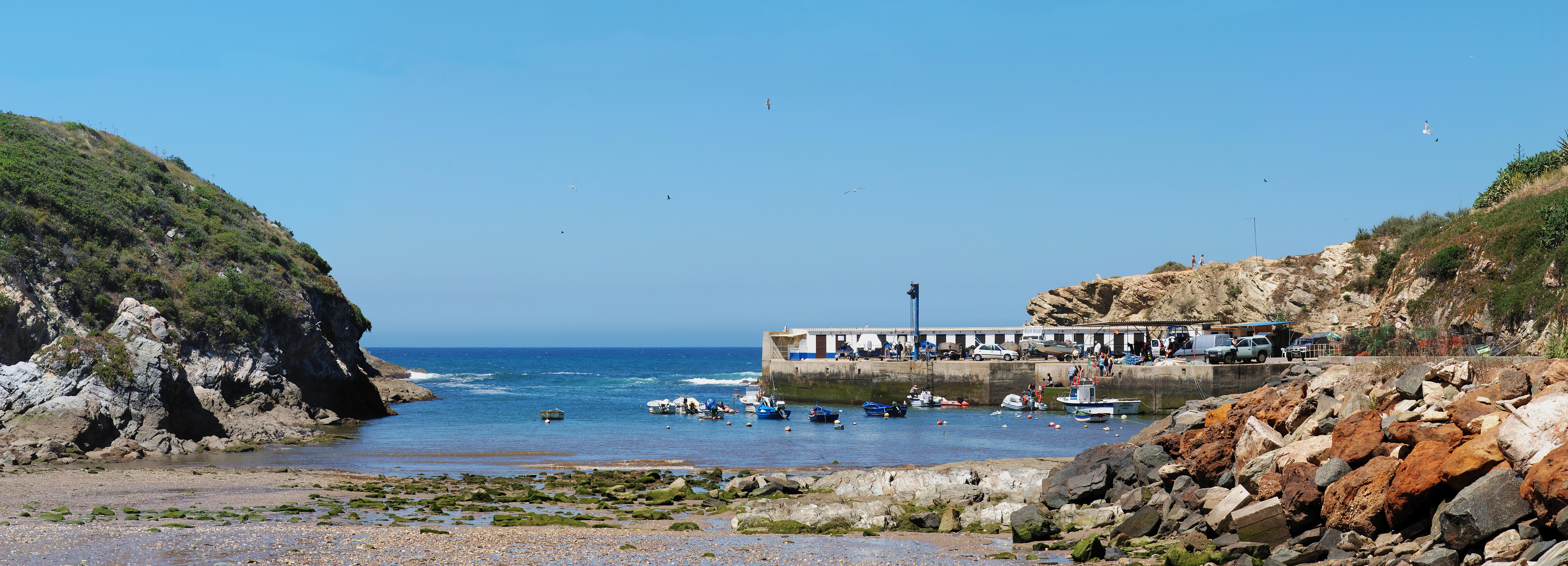 Praia da Baía de Porto Covo