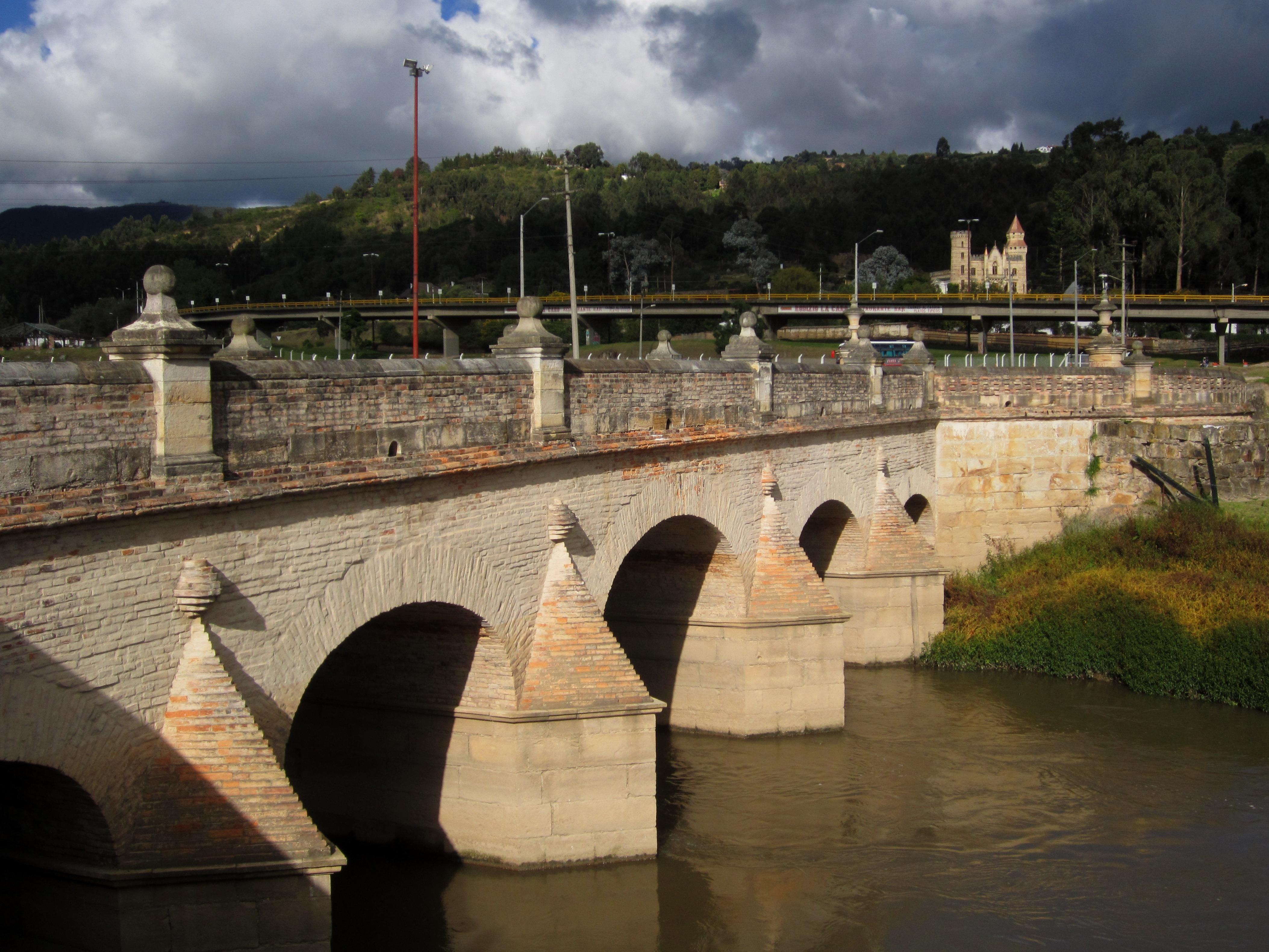 Puente del Comun Chia