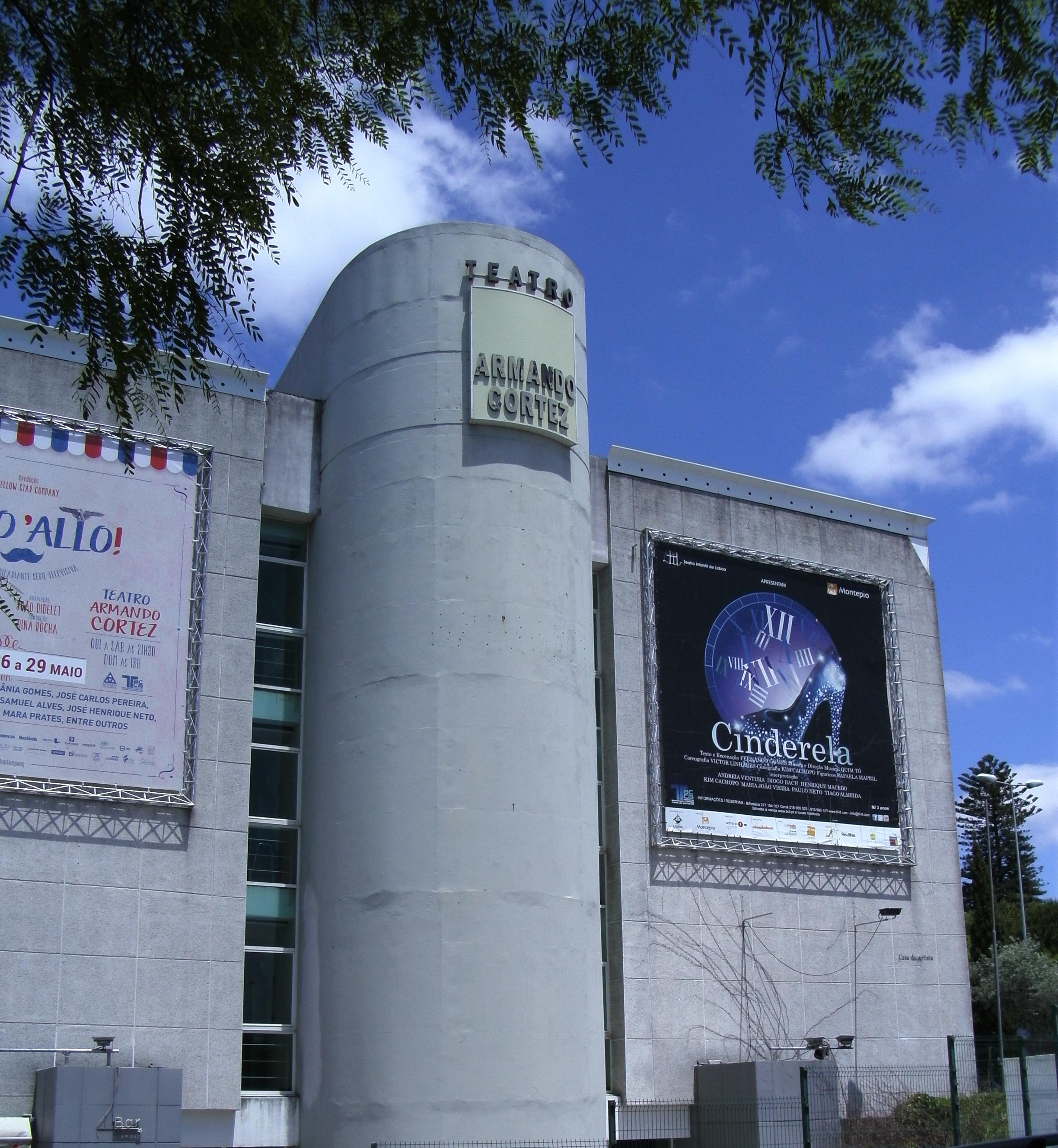Teatro Armando Cortez