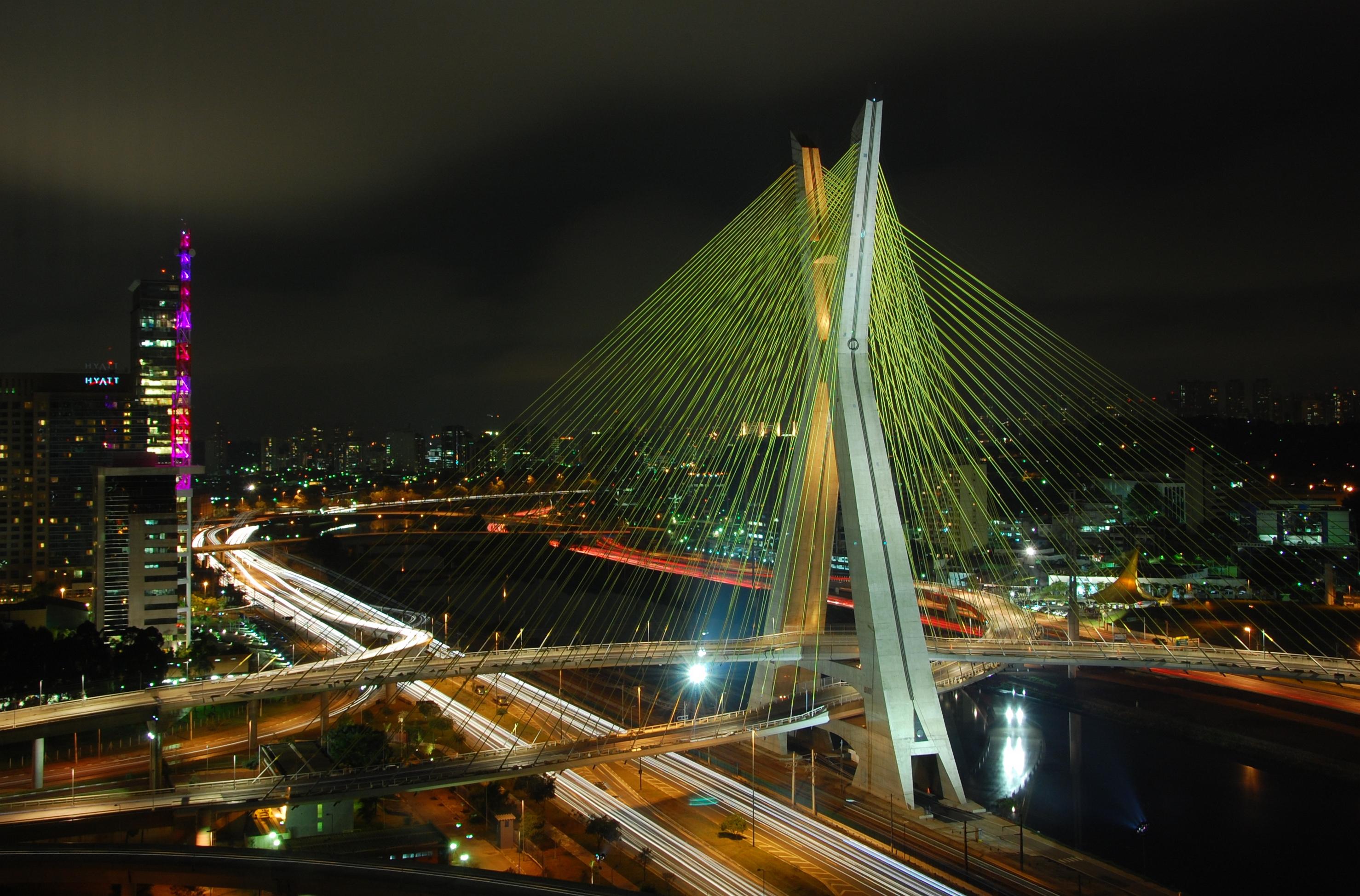 Ponte Octávio Frias de Oliveira
