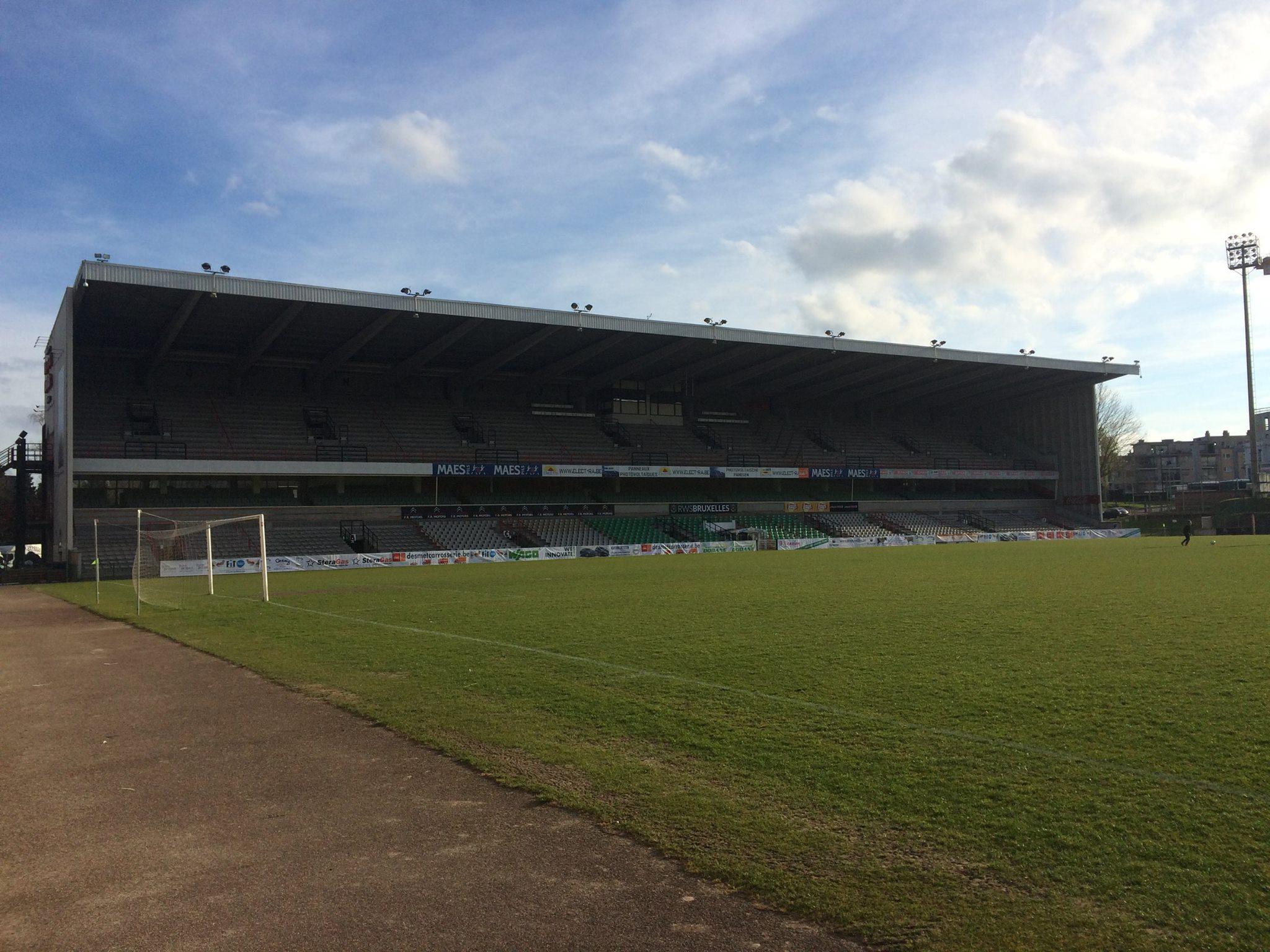 Estadio Edmond Machtens