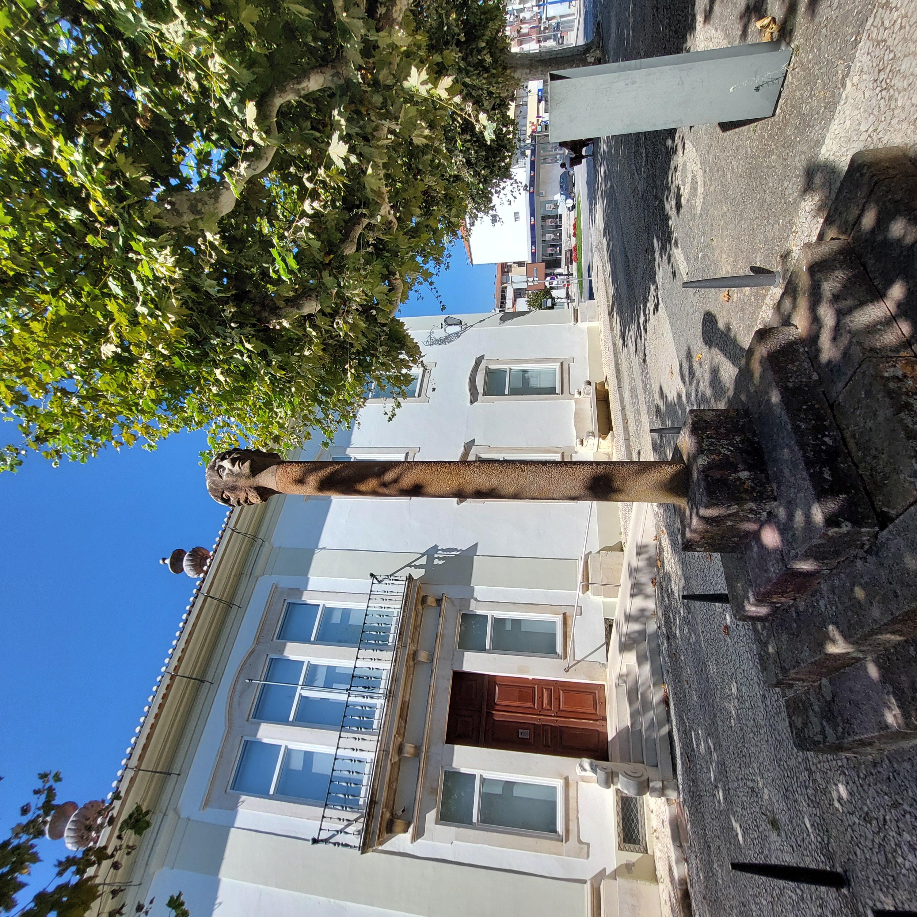 Pelourinho da Lousa