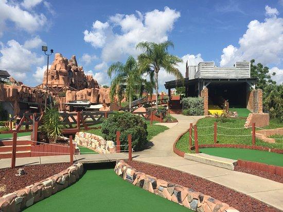 Bonanza Golf and Gifts