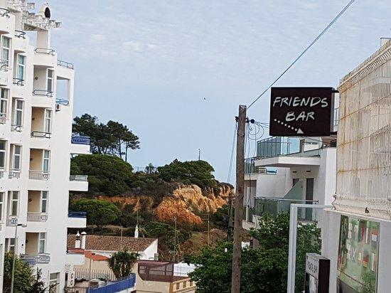 Friends Bar