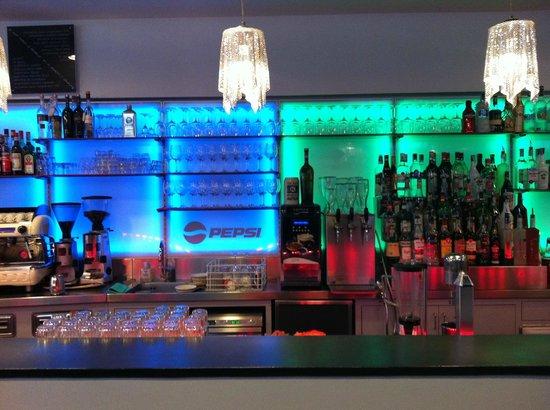Bar TIFFANY