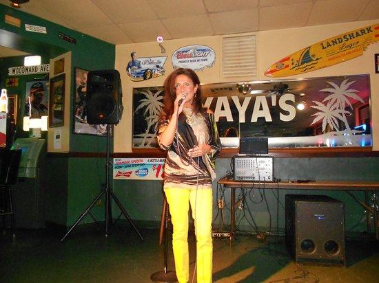 Yaya's Beachside Bar