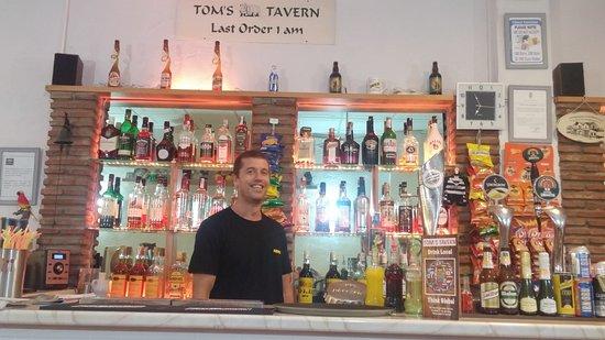 Toms Tavern