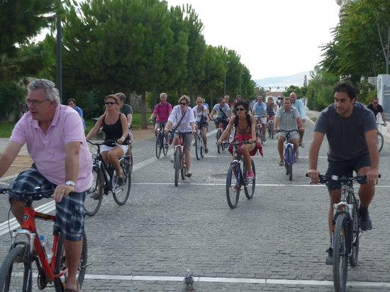 Athens Bike Tour by Pame Volta