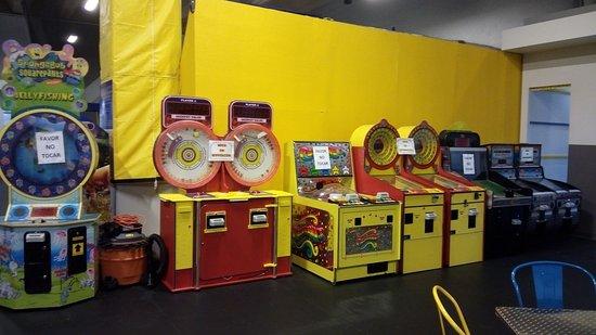 Bounce Trampoline Park