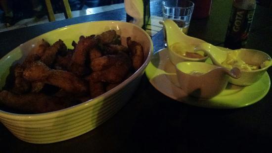 Vira Copos Bar e Grill