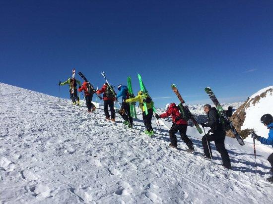 Kabi Mountain Guides