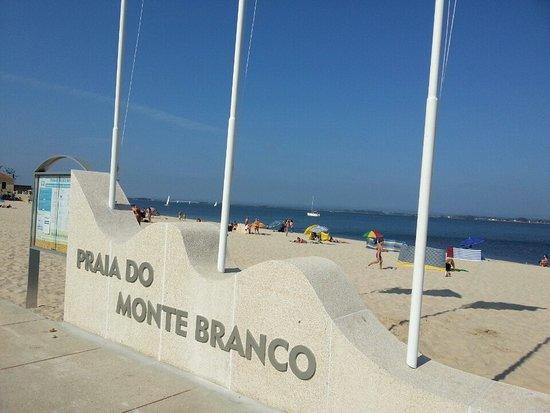 Praia do Monte Branco