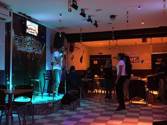 Acustico Karaoke Club