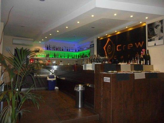 CREW Cafe'