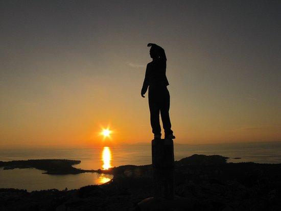 Vouliagmeni Walking Tours by Locals