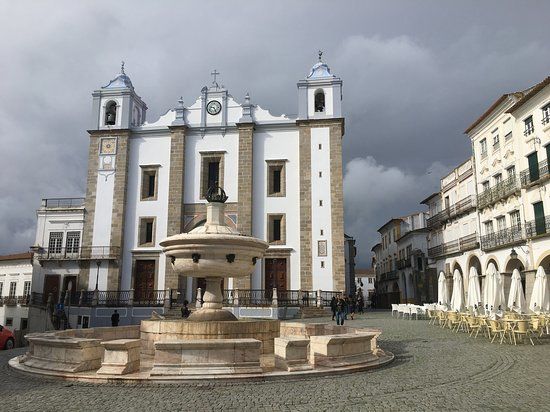 Praça do Giraldo