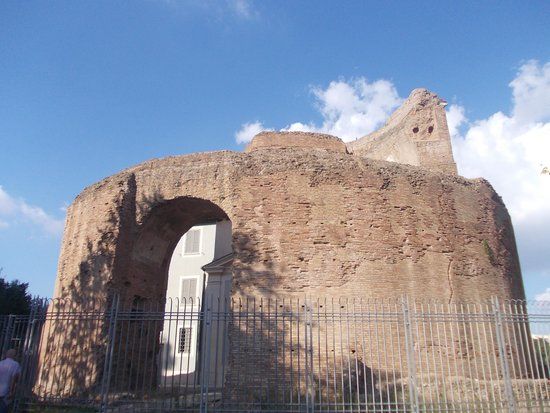 Mausoleo de Elena