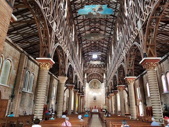 Catedral de Nuestra Senora de la Pobreza
