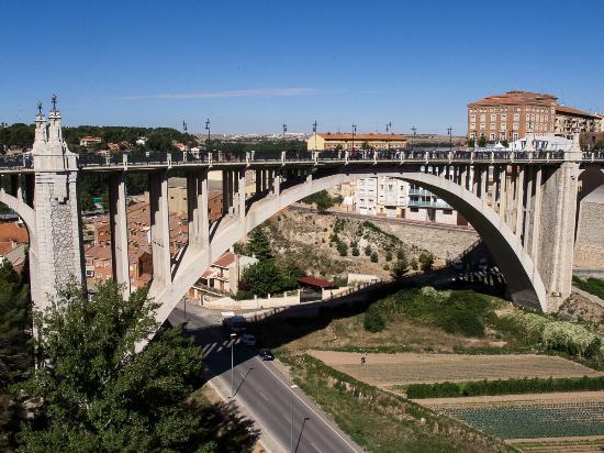 Viaducto de Fernando Hué