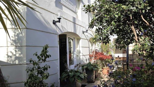 Brackenbury Natural Health Clinic