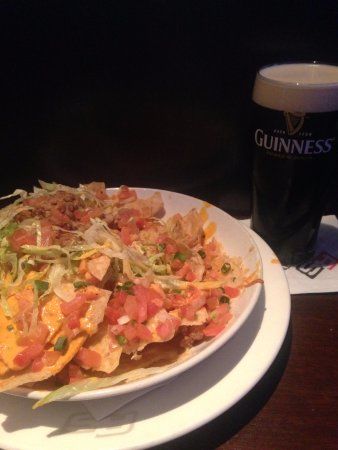 Real Sports Bar and Grill