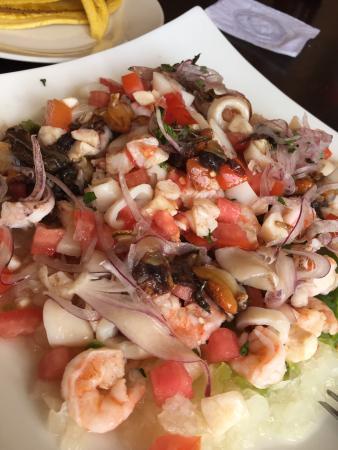 Terraza Cevichera
