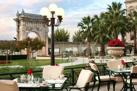 Laledan Restaurant