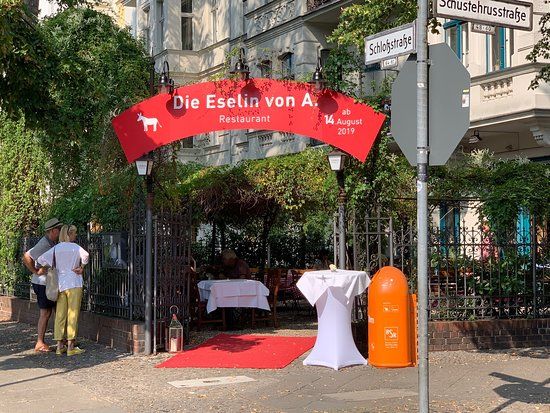 Die Eselin von A