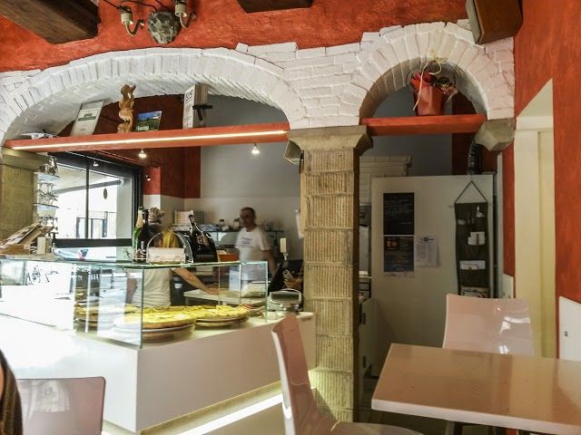 La Divina Pizza
