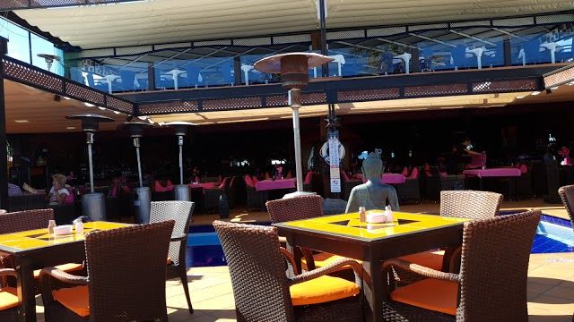 Cafe La Ola