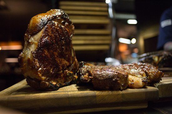 BEEF meat & wine