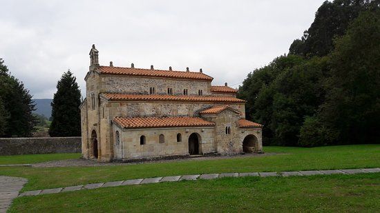 Iglesia de San Salvador de Valdedios