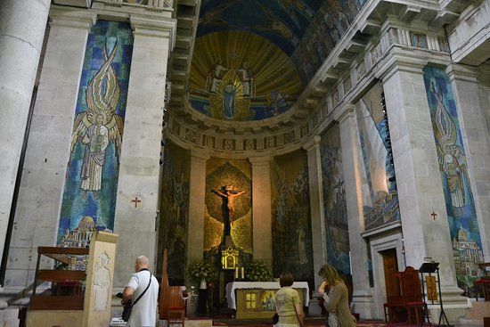 Santa Maria Collegiate Church