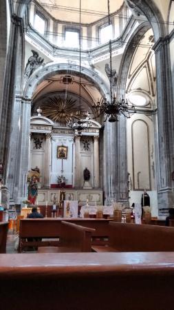 la Iglesia de la Santísima Trinidad