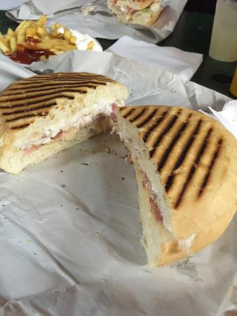 Hamburgueseria Maruchi