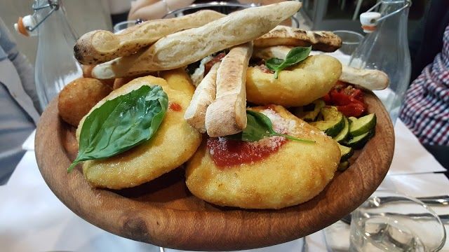 Lucio Pizzeria