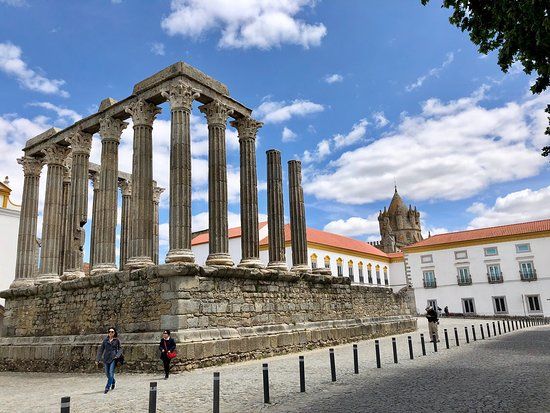 Templo Romano de Évora