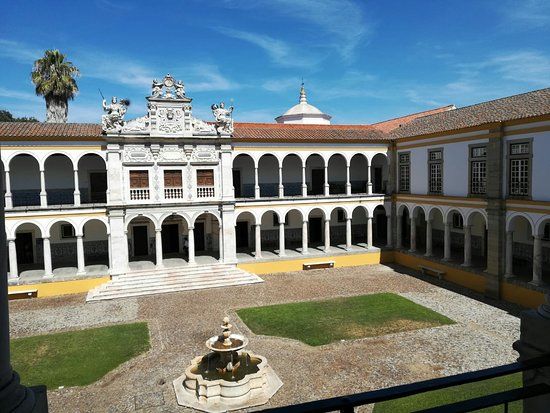 Universidade de Évora