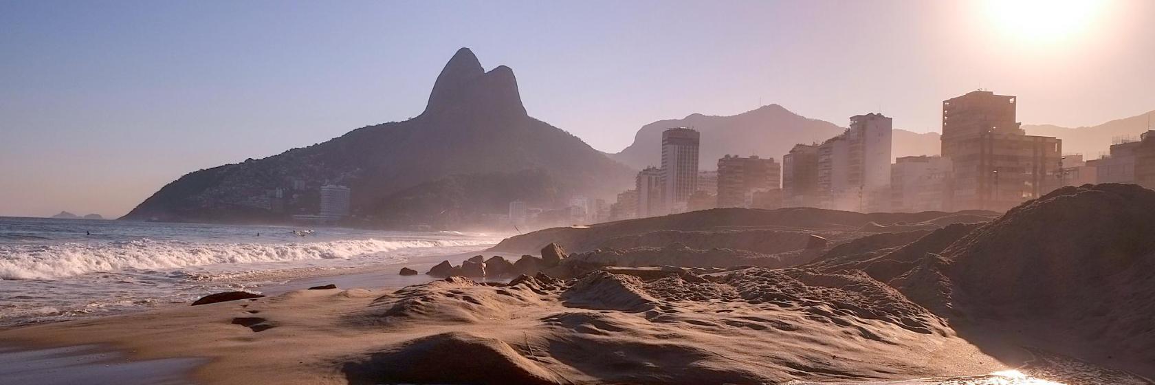 Praia do Leblon