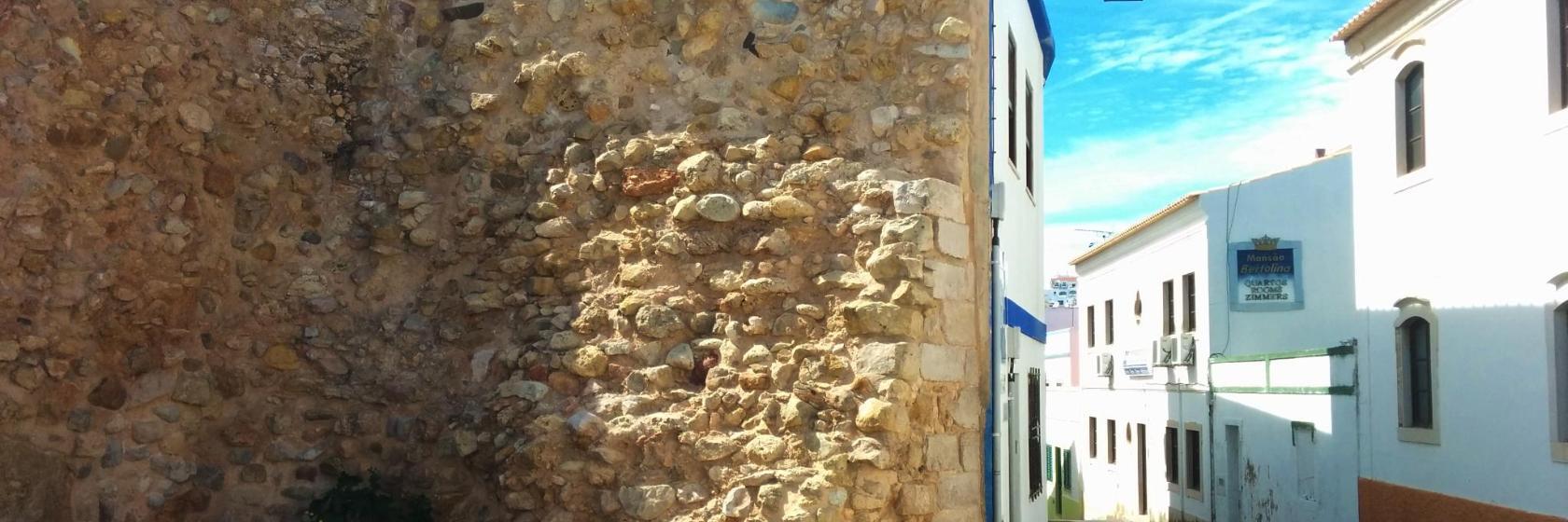Restos del muro del castillo