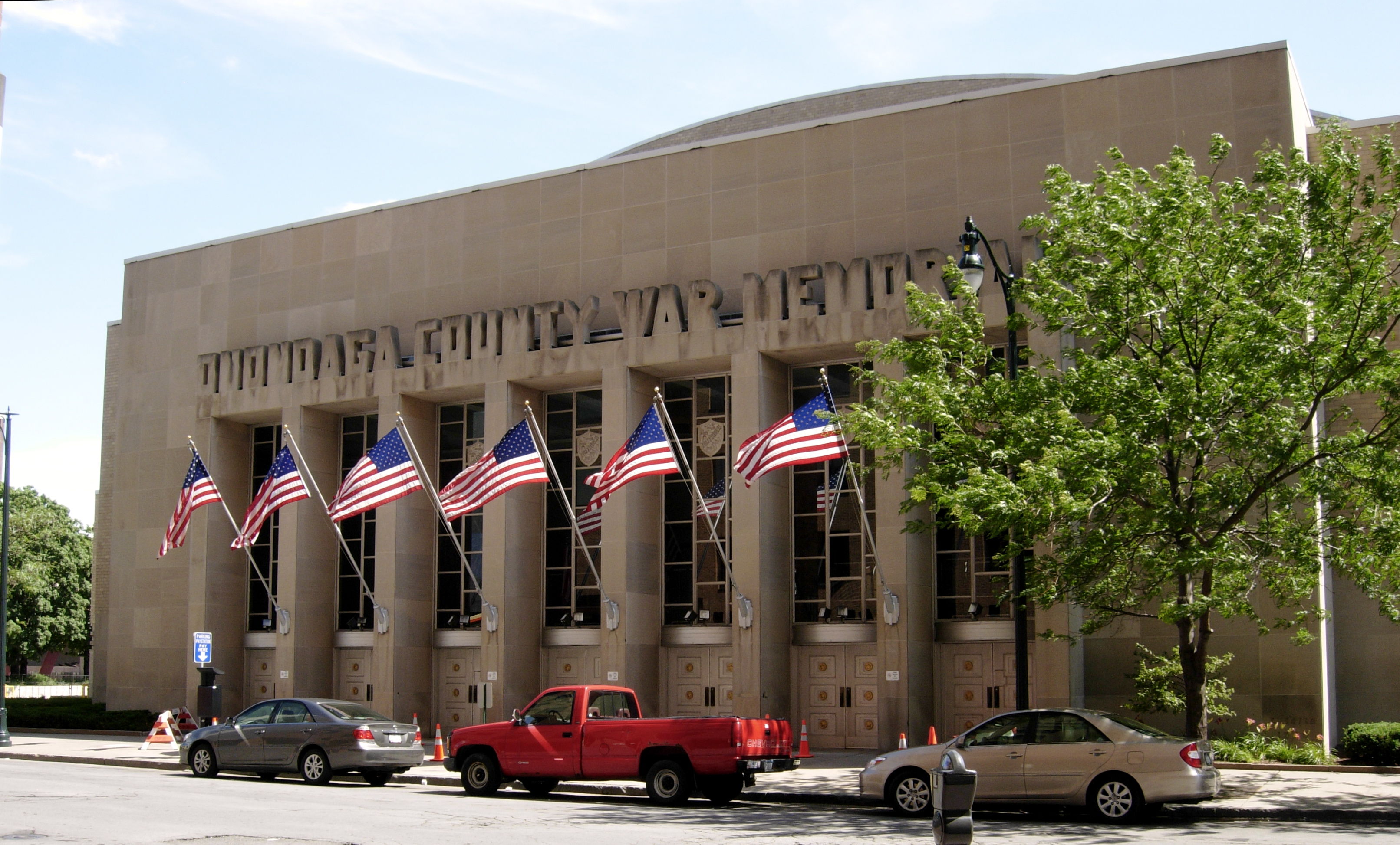 Oncenter War Memorial Arena
