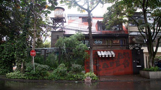 Gaira Cafe